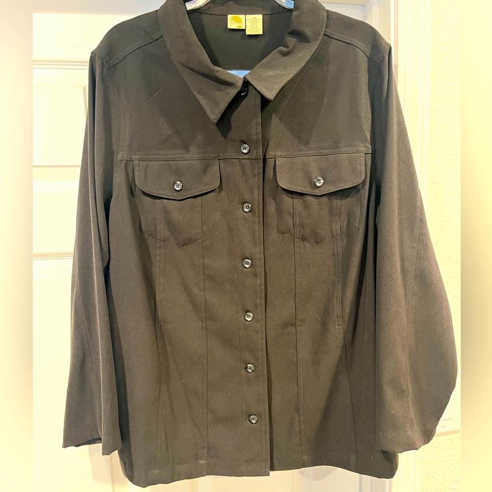 Beautiful islander shirt women’s size 2X
